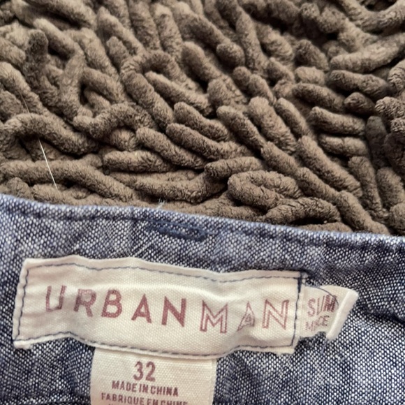 Selling men’s shorts size 32 US Urban outfitters - Picture 4 of 4